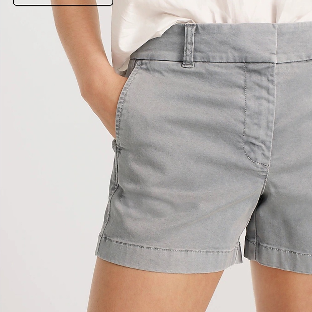 J Crew 4" stretch chino short size 00. New with tags. Storm Grey.